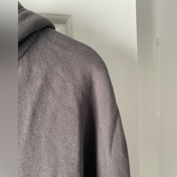 Aerie Long Hooded Sweatshirt Size M - Picture 3 of 5